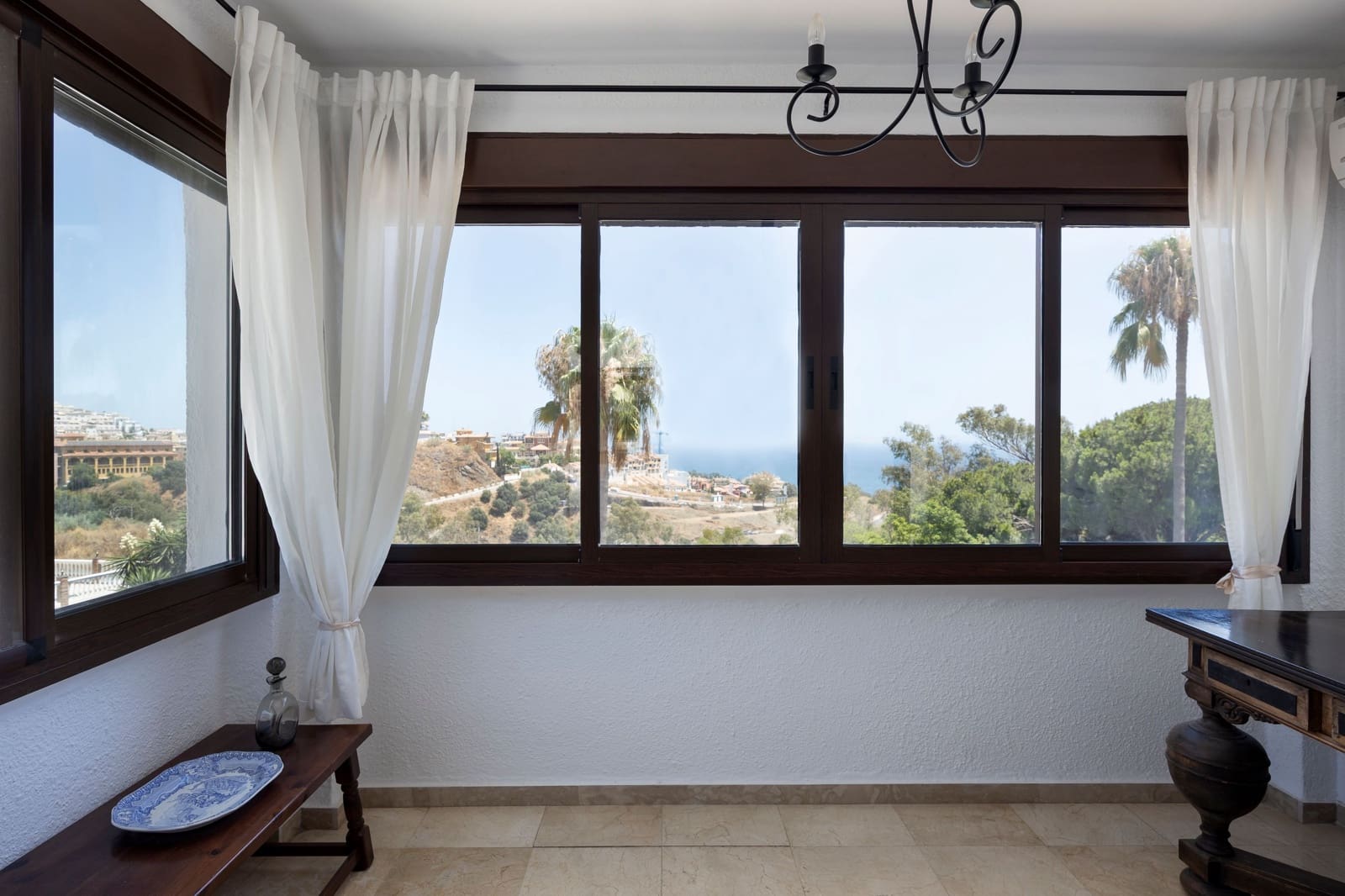 6 bedroom Villa for sale in Benalmadena - € 1,150,000 (Ref: 9129042)