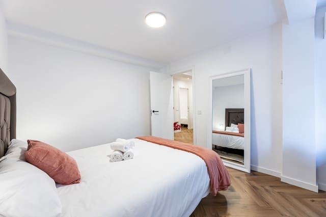 3 chambre Appartement à vendre à Centro Historico, Malaga ville - 350 000 € (Ref: 9133762)