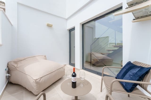 3 makuuhuone Omakotitalo myytävänä paikassa El Molinillo, Málaga kaupunki - 530 000 € (Ref: 9133763)