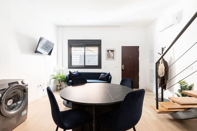 3 bedroom Townhouse for sale in El Molinillo, Málaga city - € 495,000 (Ref: 9133763)