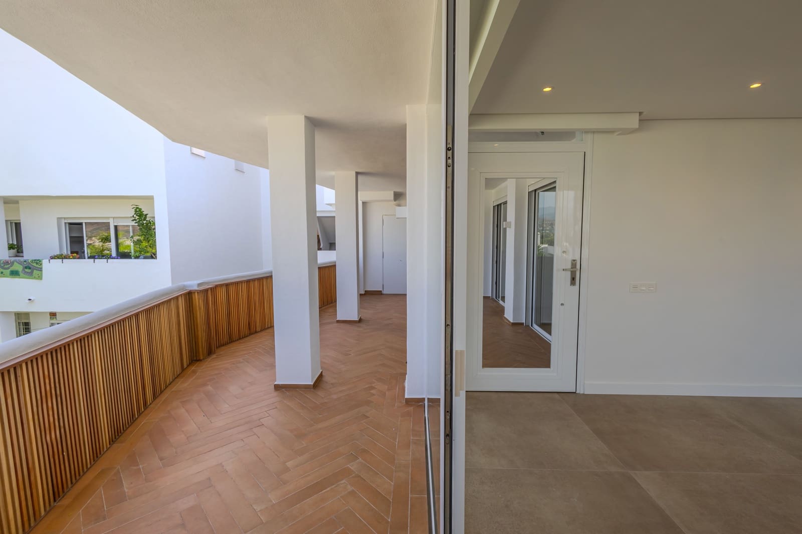 2 makuuhuone Huoneisto myytävänä paikassa Marbella mukana uima-altaan - 690 000 € (Ref: 9133811)