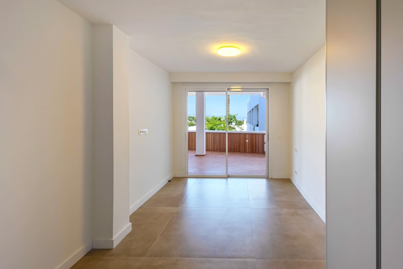 2 makuuhuone Huoneisto myytävänä paikassa Marbella mukana uima-altaan - 690 000 € (Ref: 9133811)