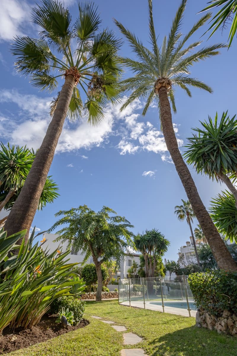 2 makuuhuone Huoneisto myytävänä paikassa Marbella mukana uima-altaan - 690 000 € (Ref: 9133811)