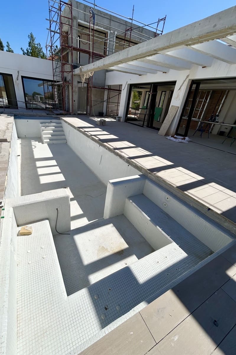 6 bedroom Villa for sale in Mijas Costa with pool - € 2,548,000 (Ref: 9133927)