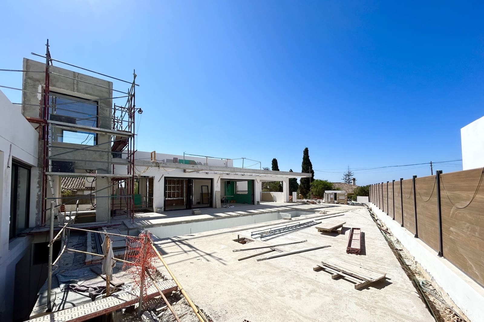 6 bedroom Villa for sale in Mijas Costa with pool - € 2,548,000 (Ref: 9133927)