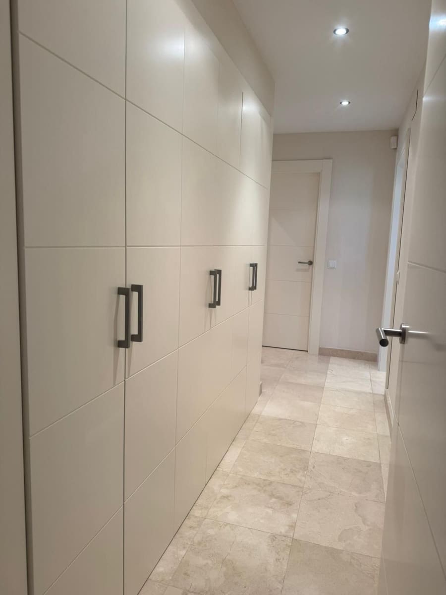 3 soveværelse Lejlighed til leje i Benahavis med swimmingpool garage - € 2.500 (Ref: 9135926)