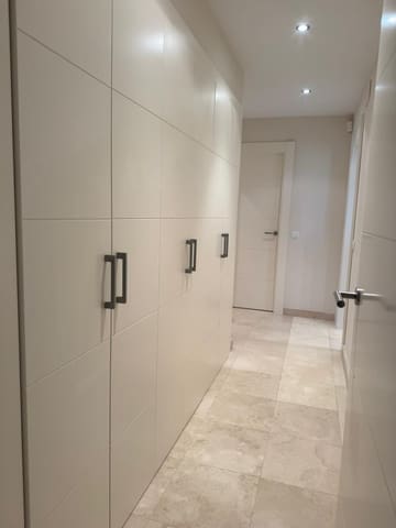 3 soveværelse Lejlighed til leje i Benahavís med swimmingpool garage - € 2.500 (Ref: 9135926)