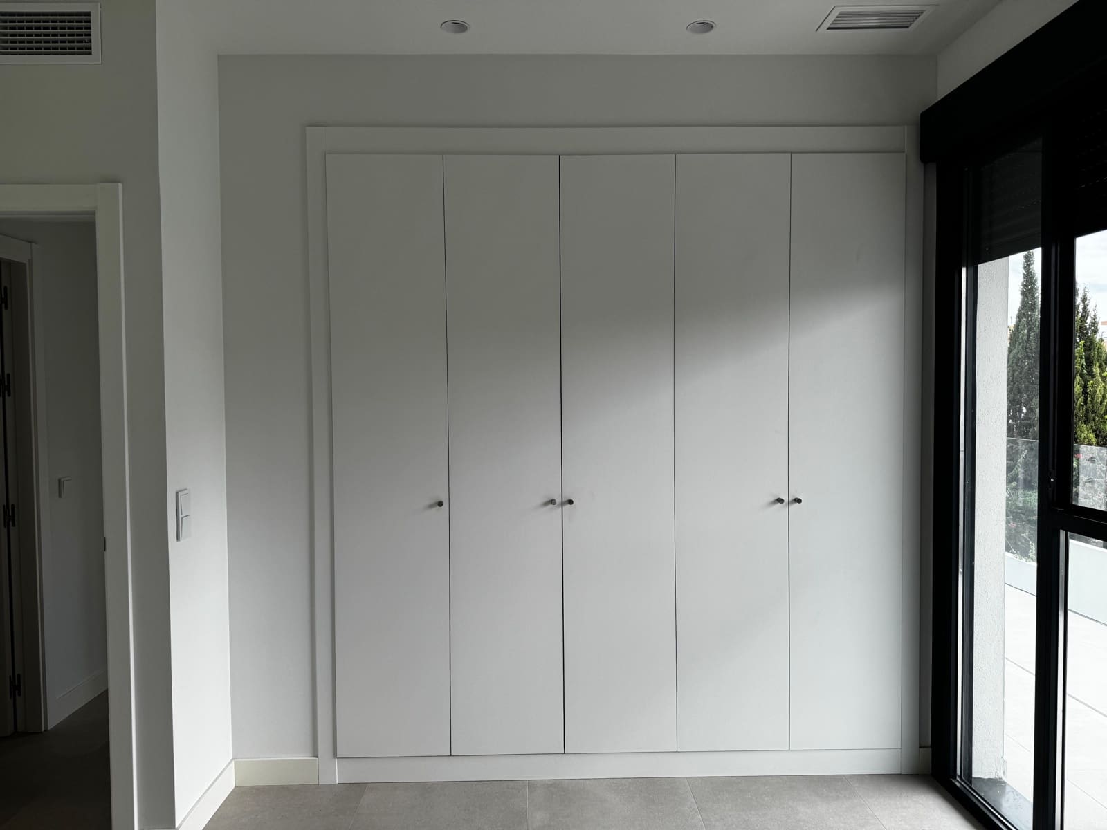 2 soveværelse Lejlighed til leje i Malaga by med swimmingpool - € 2.000 (Ref: 9142387)