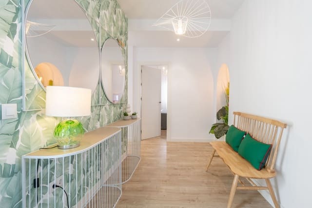 2 soveværelse Penthouse til leje i Málaga by - € 2.500 (Ref: 9142519)