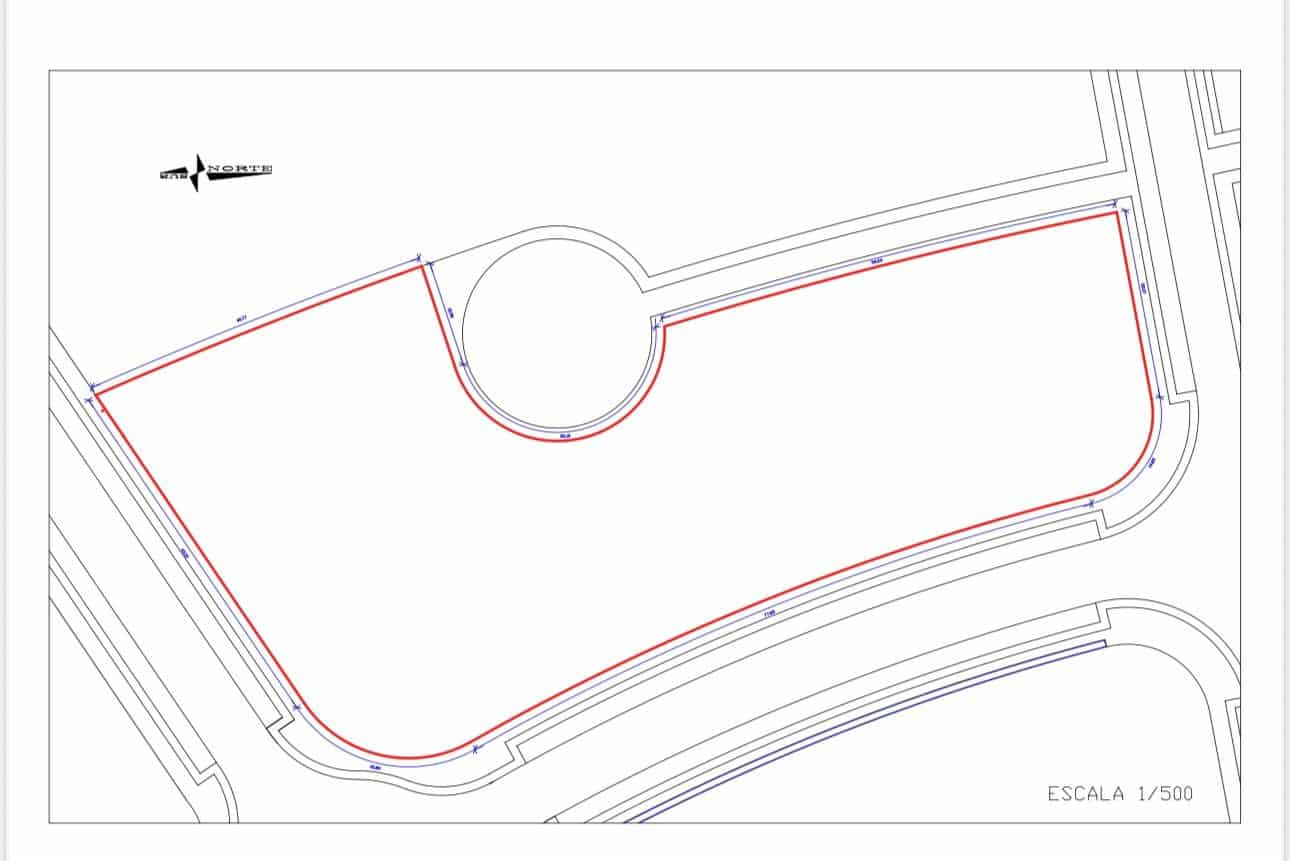 Hus til salgs i La Linea de la Concepcion - € 2 928 100 (Ref: 9146580)