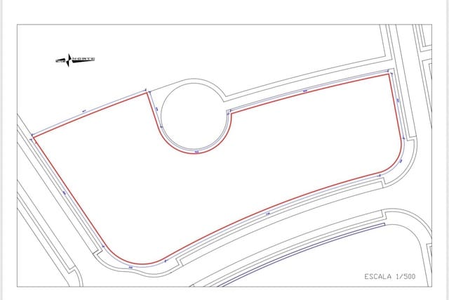 Byhus til salg i La Línea de la Concepción - € 2.928.100 (Ref: 9146580)