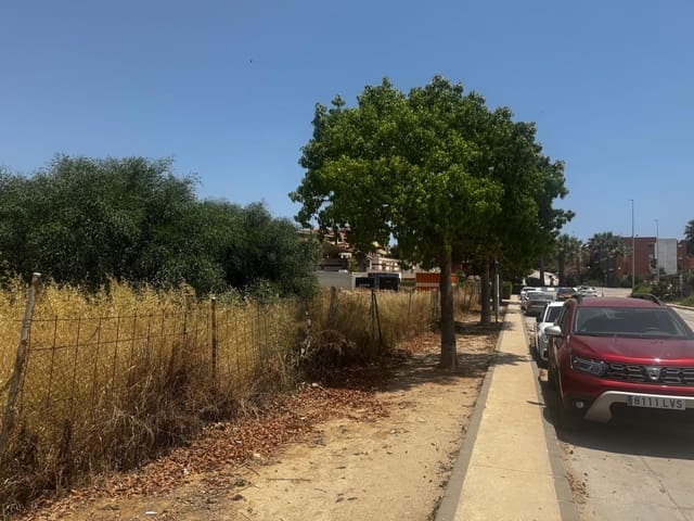 Byhus til salg i La Línea de la Concepción - € 2.928.100 (Ref: 9146580)