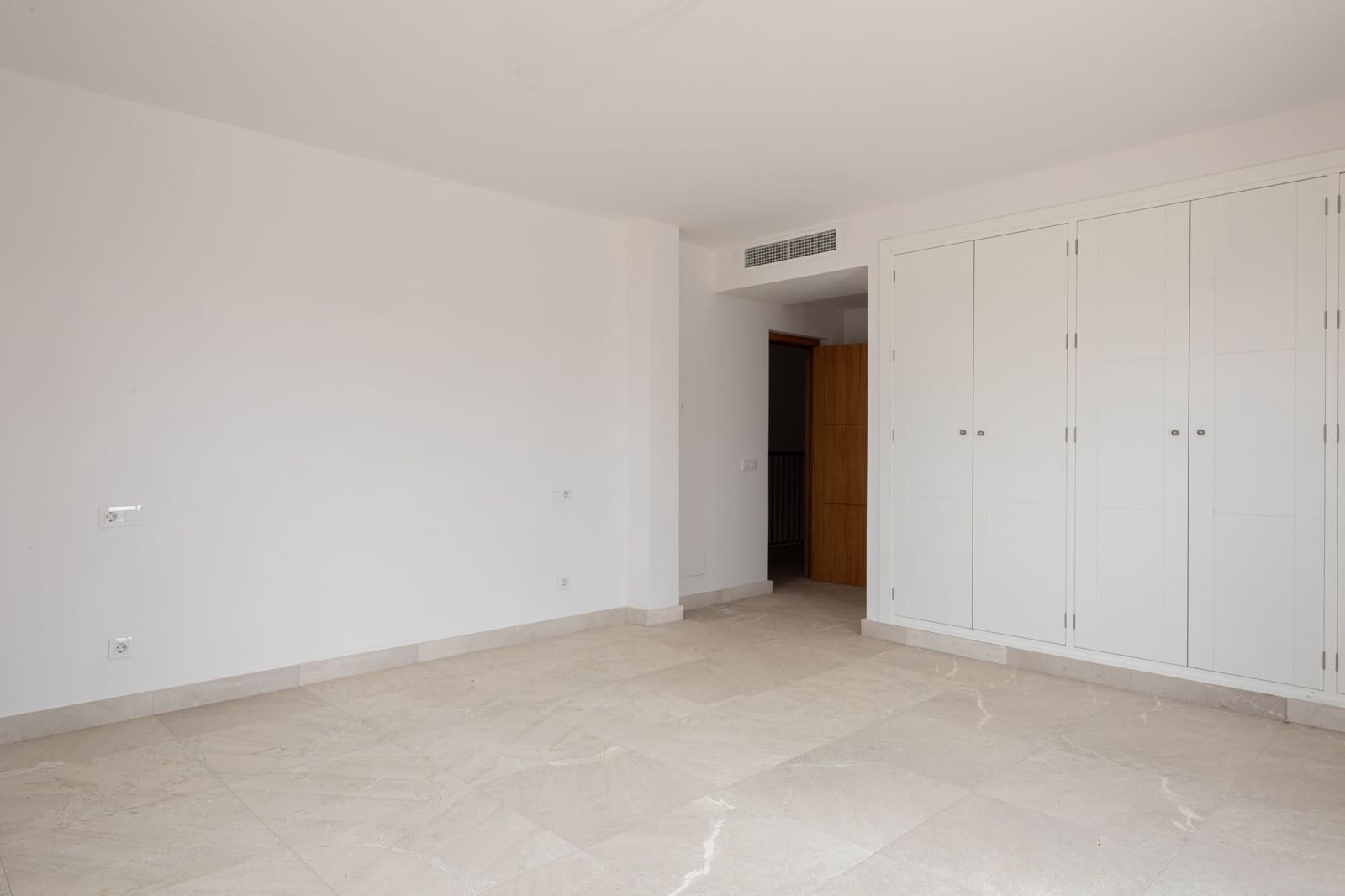 5 soverom Hus til salgs i Inca med svømmebasseng - € 1 650 000 (Ref: 9148110)