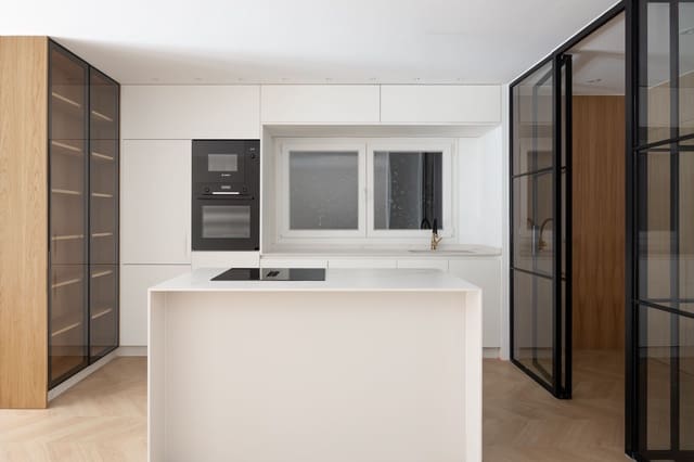 3 bedroom Flat for sale in Ensanche Centro, Málaga city - € 890,000 (Ref: 9151135)