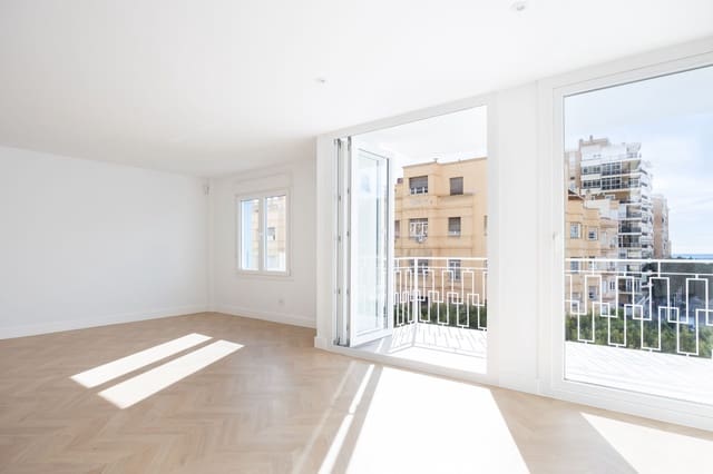 2 bedroom Flat for sale in Ensanche Centro, Málaga city - € 930,000 (Ref: 9151136)