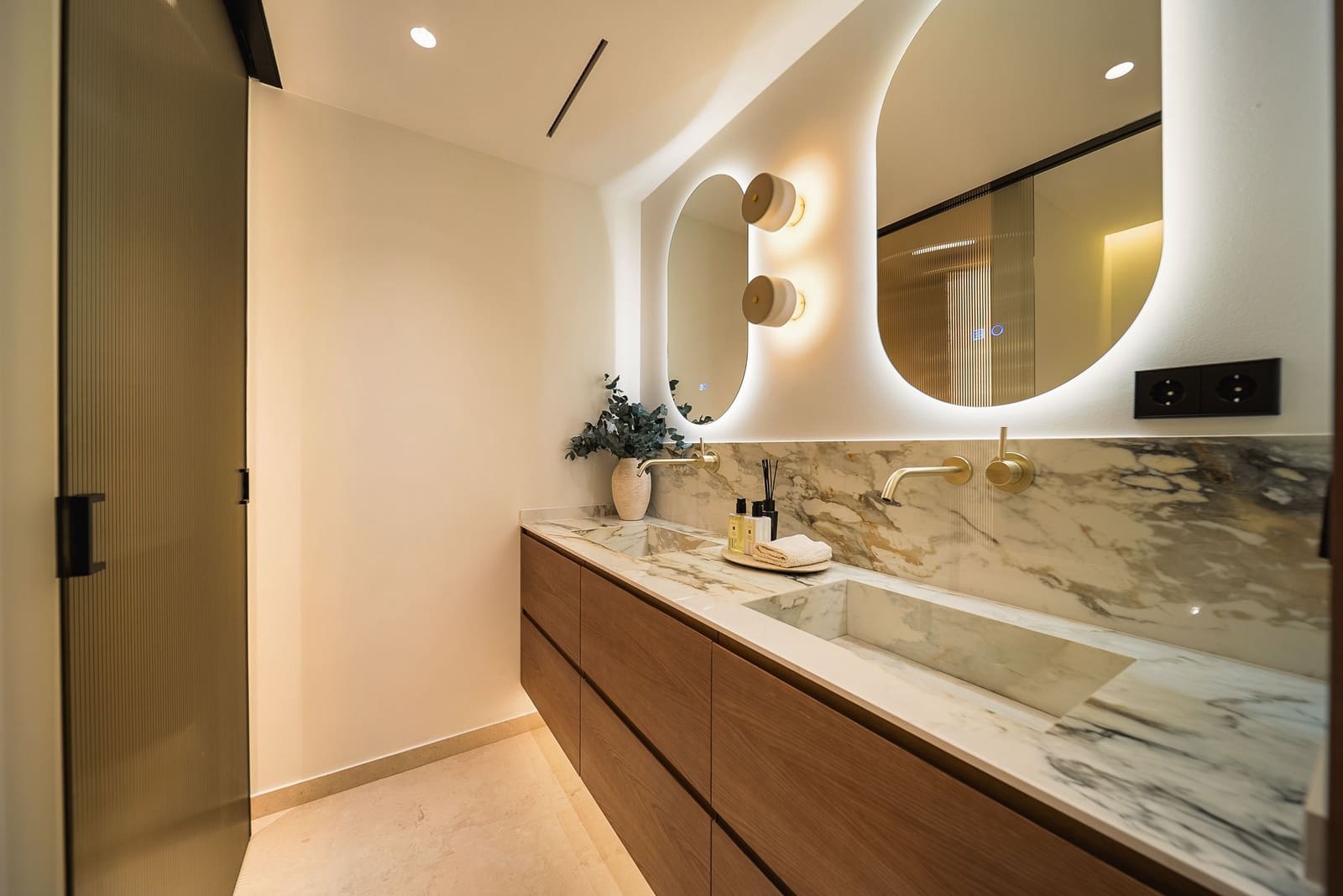 3 sovrum Lägenhet till salu i Marbella med pool - 1 350 000 € (Ref: 9152702)