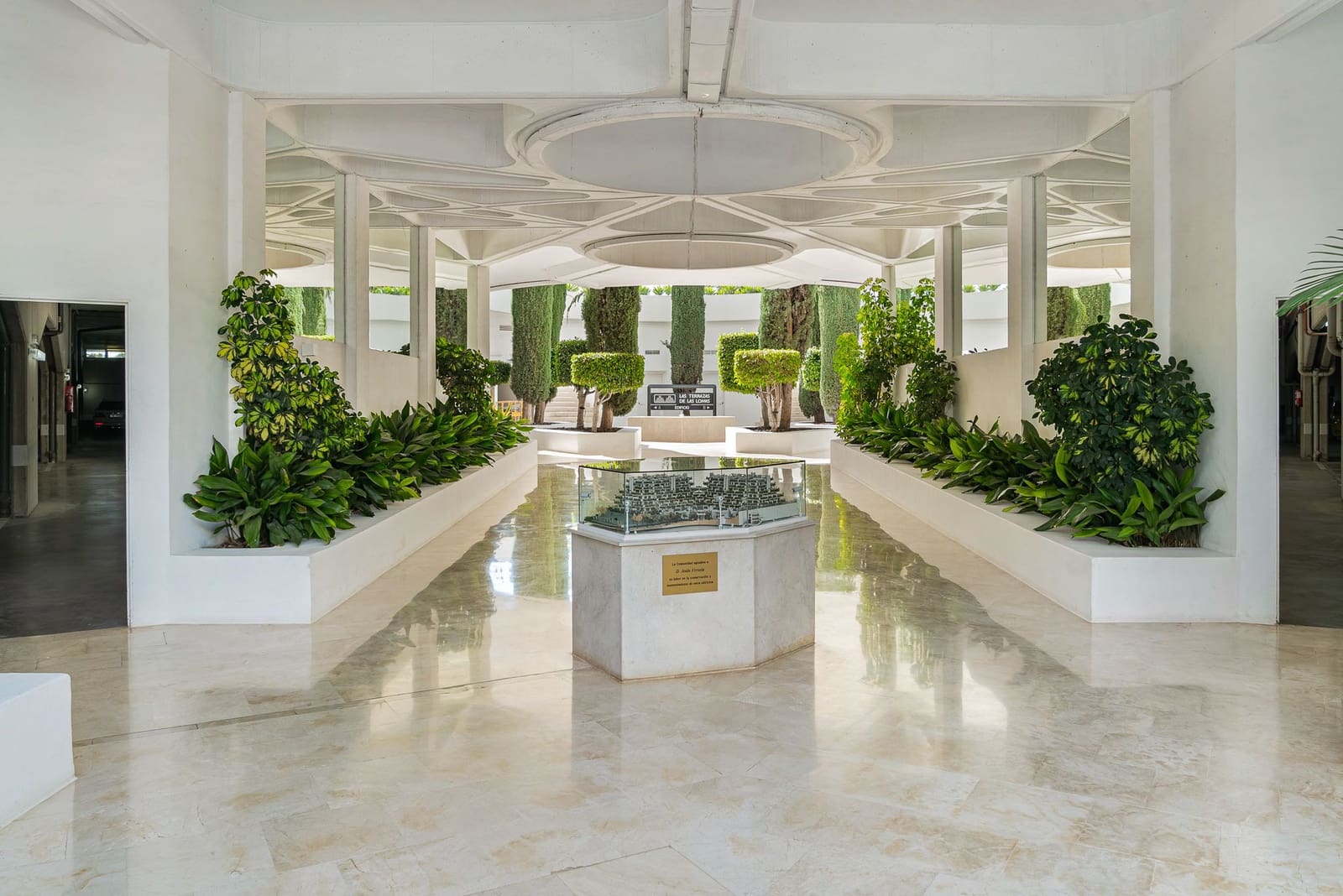 3 sovrum Lägenhet till salu i Marbella med pool - 1 350 000 € (Ref: 9152702)