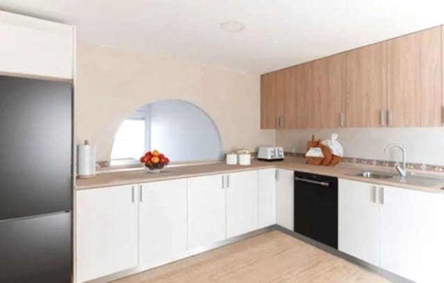 4 sovrum Hus till salu i Los Boliches , Fuengirola med pool - 470 000 € (Ref: 9153459)