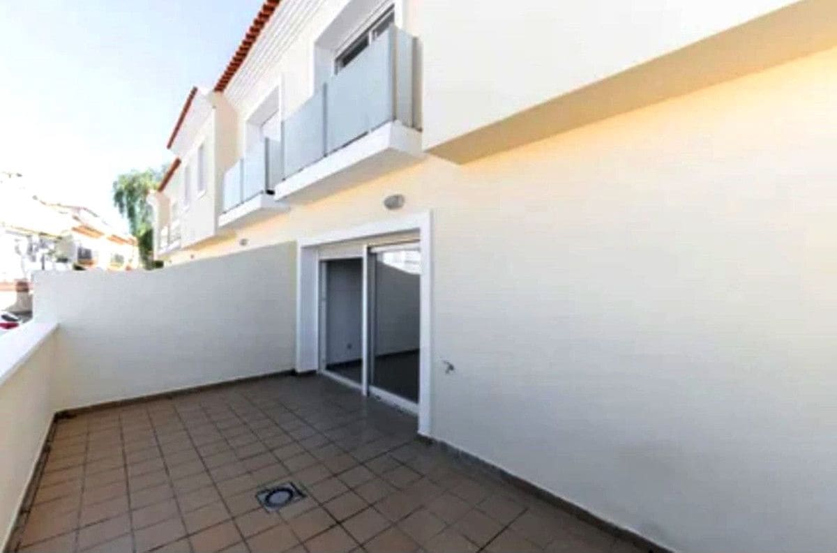 4 slaapkamer Huis te koop in Fuengirola met zwembad - € 470.000 (Ref: 9153459)