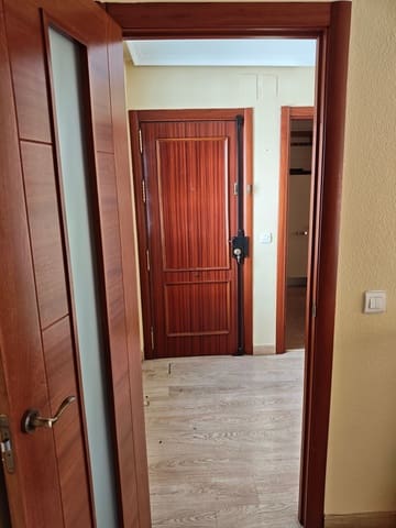 4 bedroom Apartment for sale in Santa Cruz, Seville city - € 375,000 (Ref: 9168327)