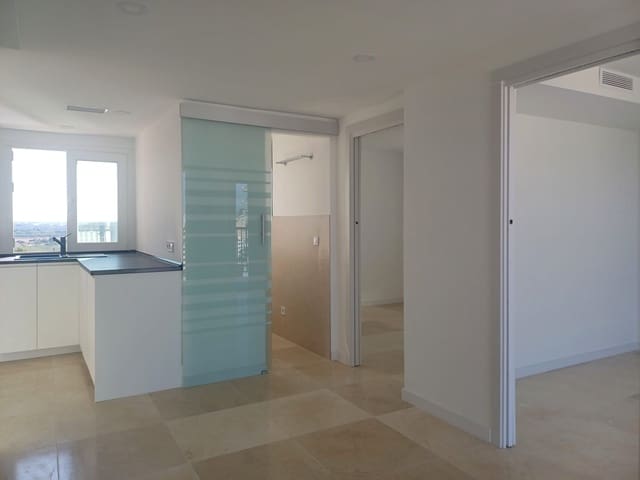 2 soveværelse Lejlighed til leje i Magalluf, Calvià - € 1.800 (Ref: 9168861)