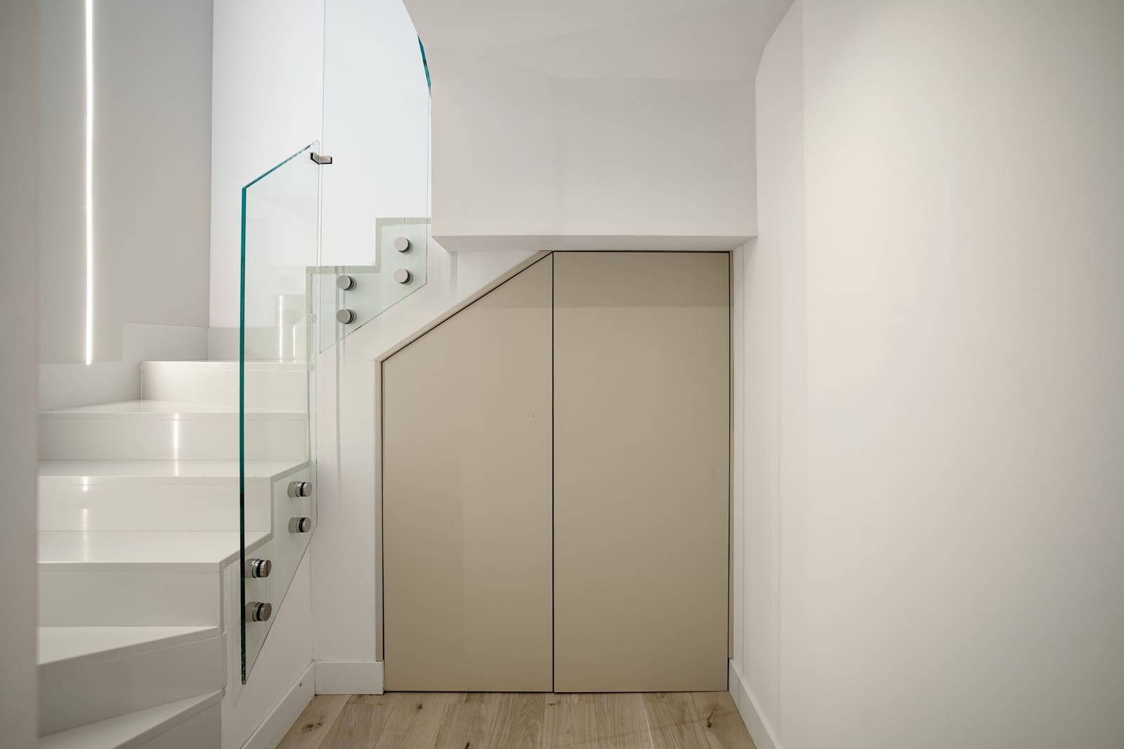 4 soveværelse Byhus til salg i Estepona med swimmingpool - € 2.790.000 (Ref: 9170523)