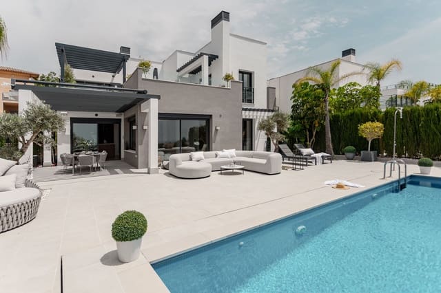 4 makuuhuone Omakotitalo myytävänä paikassa La Concha - Resina Golf, Estepona mukana uima-altaan - 2 790 000 € (Ref: 9170523)