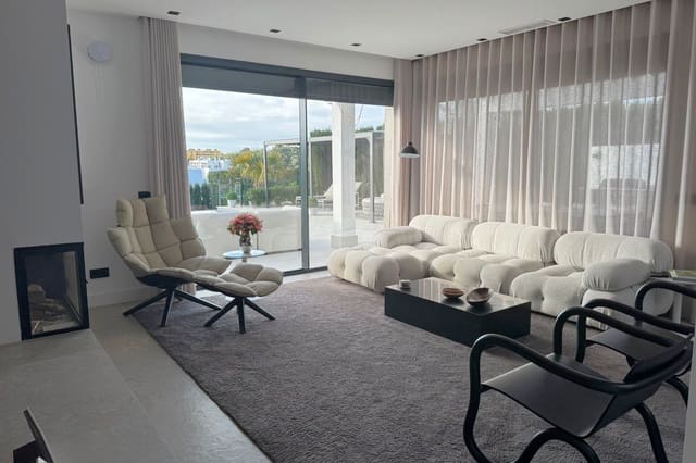 4 bedroom Townhouse for sale in La Concha - Resina Golf, Estepona with pool - € 2,495,000 (Ref: 9170523)