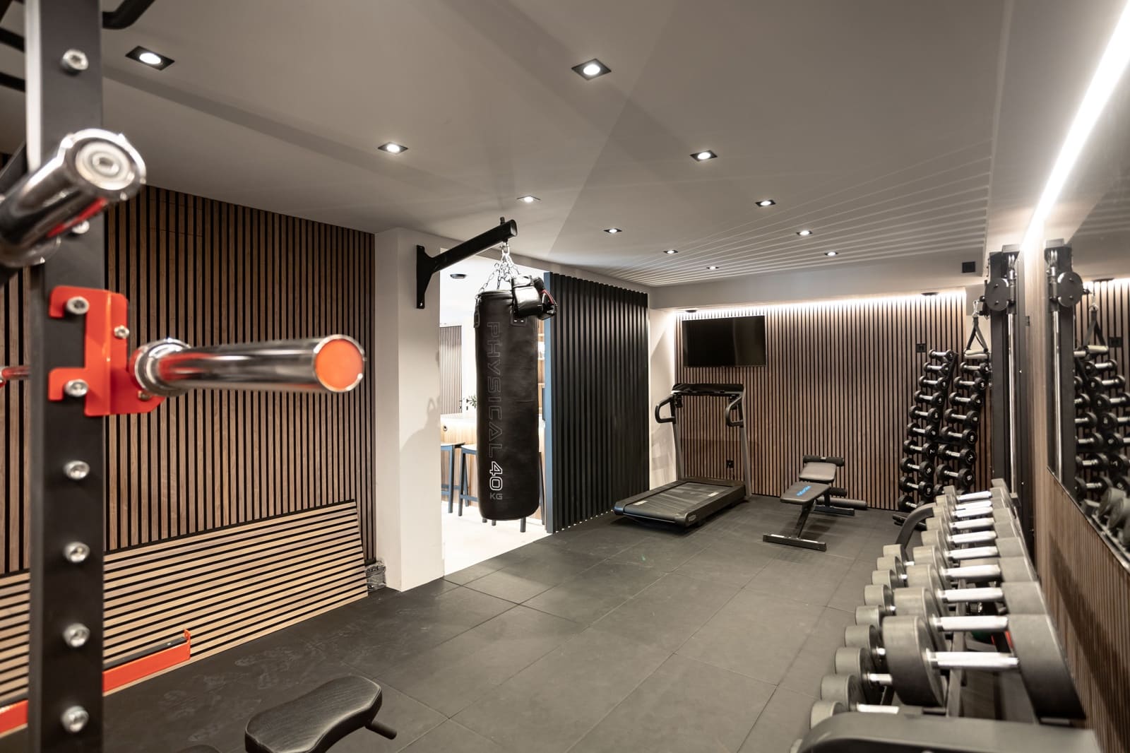 4 bedroom Townhouse for sale in Estepona with pool - € 2,495,000 (Ref: 9170523)