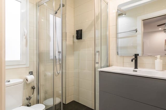 1 bedroom Apartment for sale in Centro Historico, Málaga city - € 275,000 (Ref: 9172465)