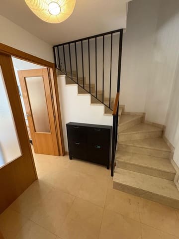 3 soveværelse Byhus til leje i Alhaurín de la Torre med swimmingpool - € 1.400 (Ref: 9177990)
