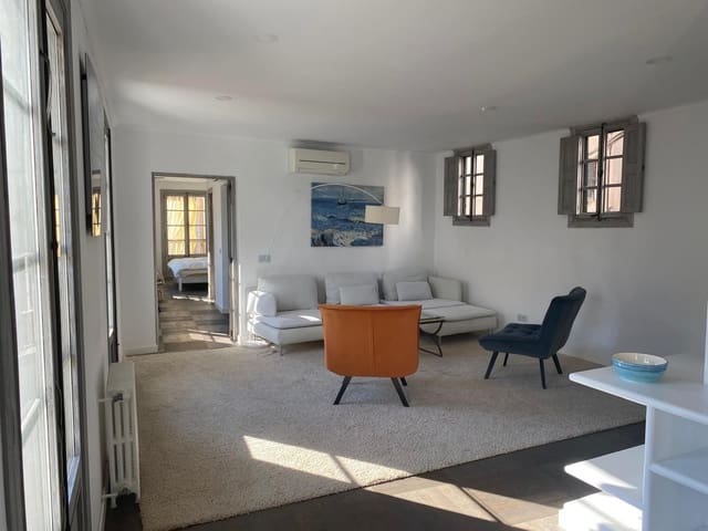 2 bedroom Apartment for rent in La Llotja - Born, Palma de Mallorca - € 5,000 (Ref: 9181665)