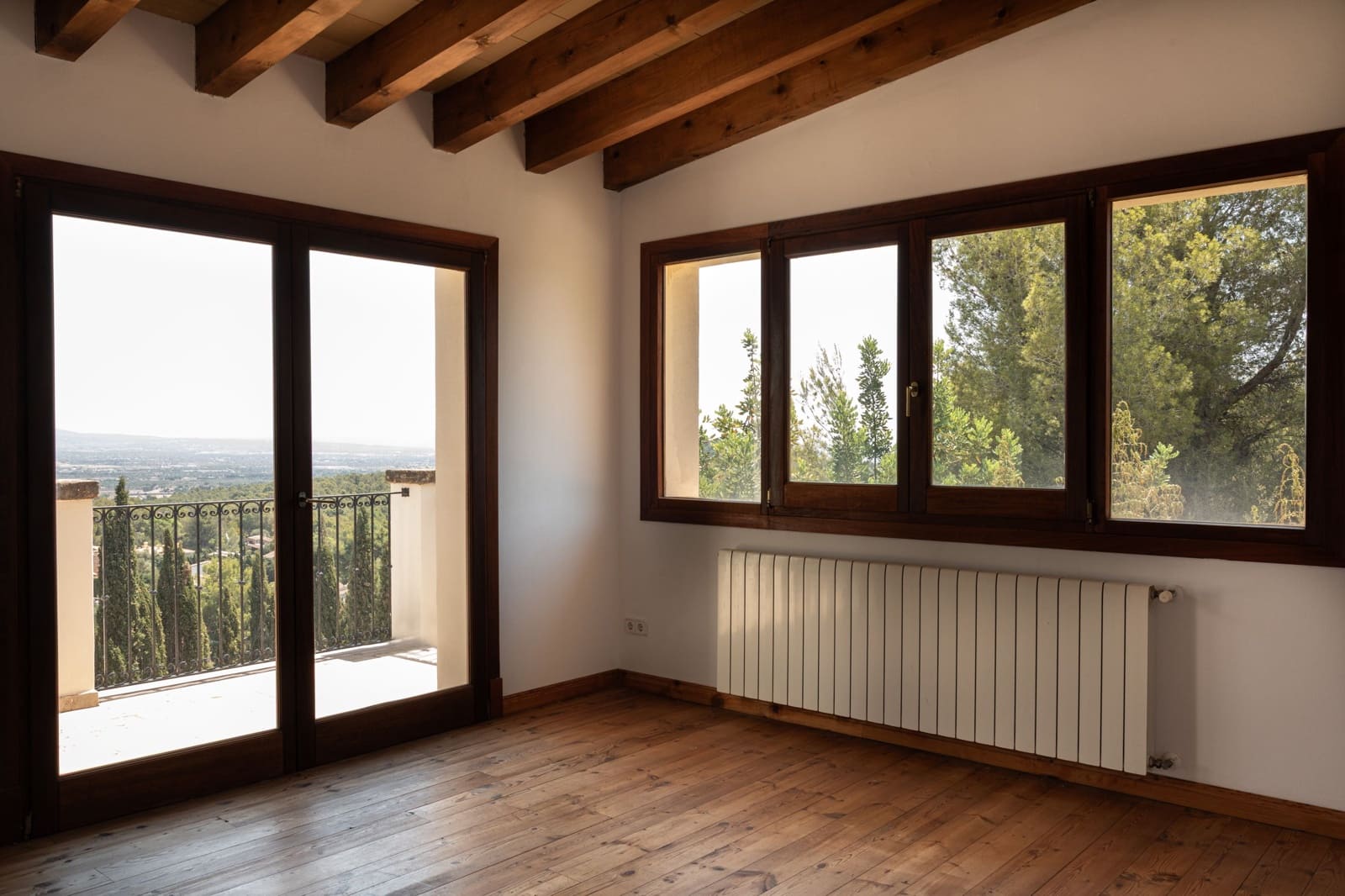 Villa/Maison de 6 chambres à louer à Esporles - 15 000 € (Ref: 9183994)