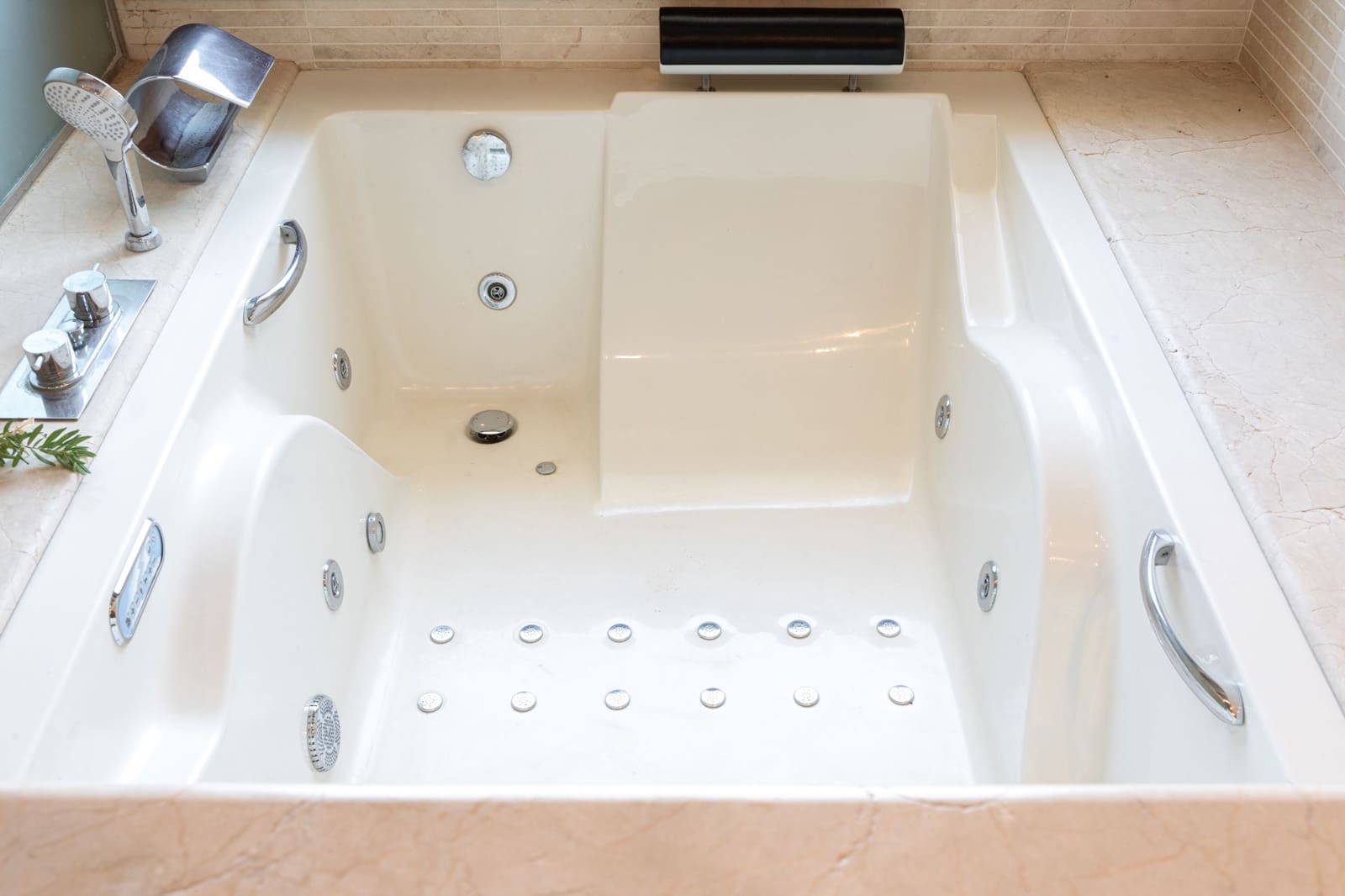 Villa/Maison de 6 chambres à louer à Esporles - 15 000 € (Ref: 9183994)