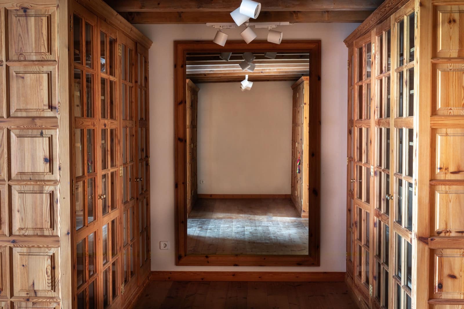 Villa/Maison de 6 chambres à louer à Esporles - 15 000 € (Ref: 9183994)