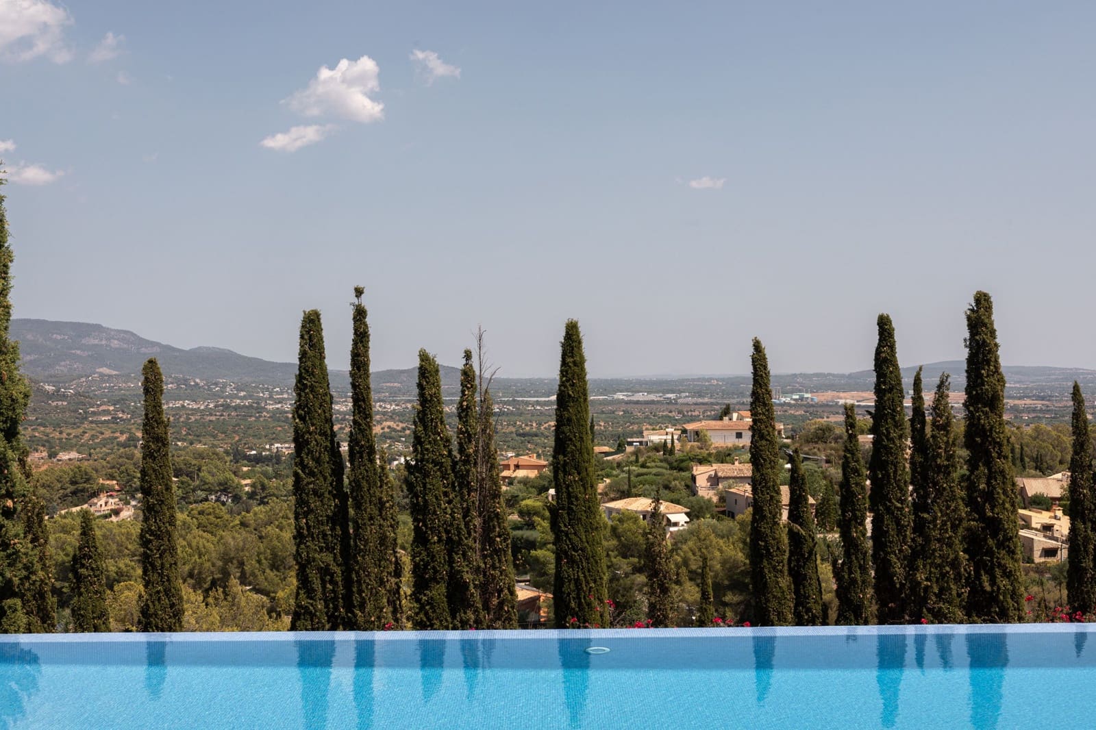 Villa/Maison de 6 chambres à louer à Esporles - 15 000 € (Ref: 9183994)