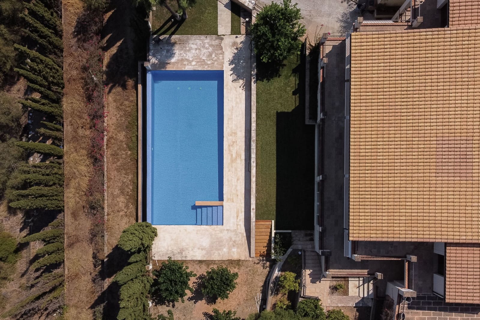 Villa/Maison de 6 chambres à louer à Esporles - 15 000 € (Ref: 9183994)