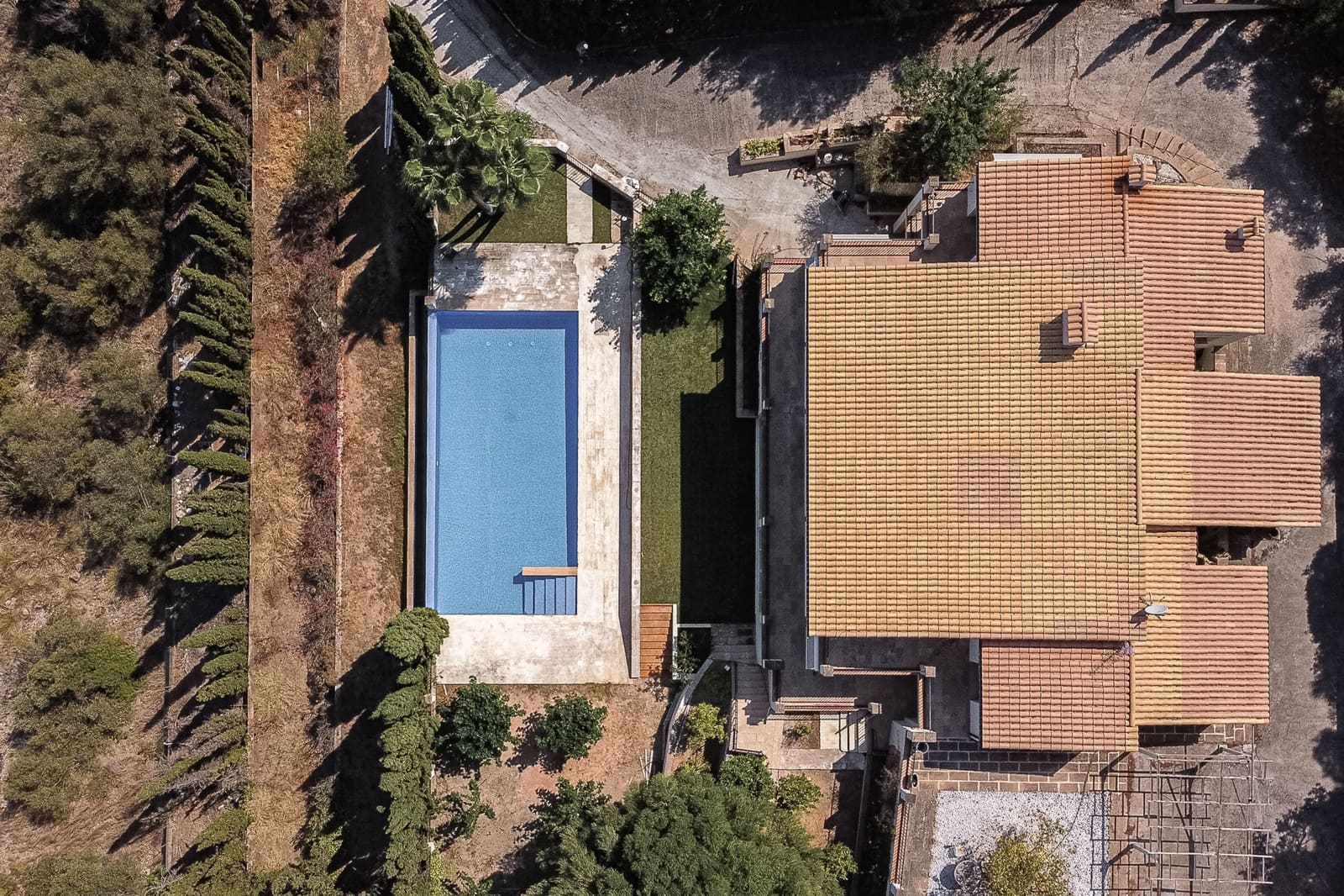 Villa/Maison de 6 chambres à louer à Esporles - 15 000 € (Ref: 9183994)