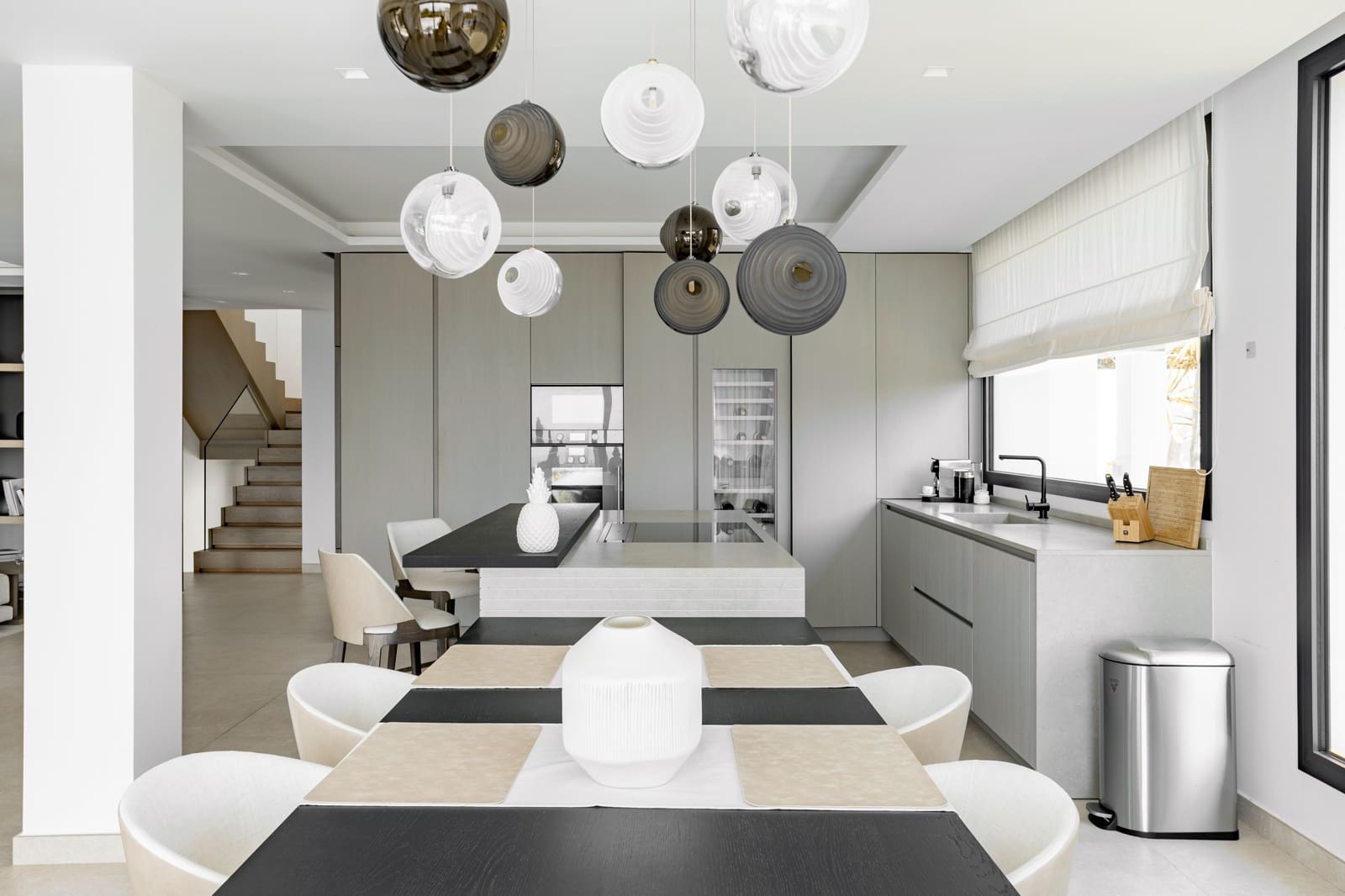 Chalet de 4 habitaciones en Benahavís en venta con piscina - 4.785.000 € (Ref: 9185743)