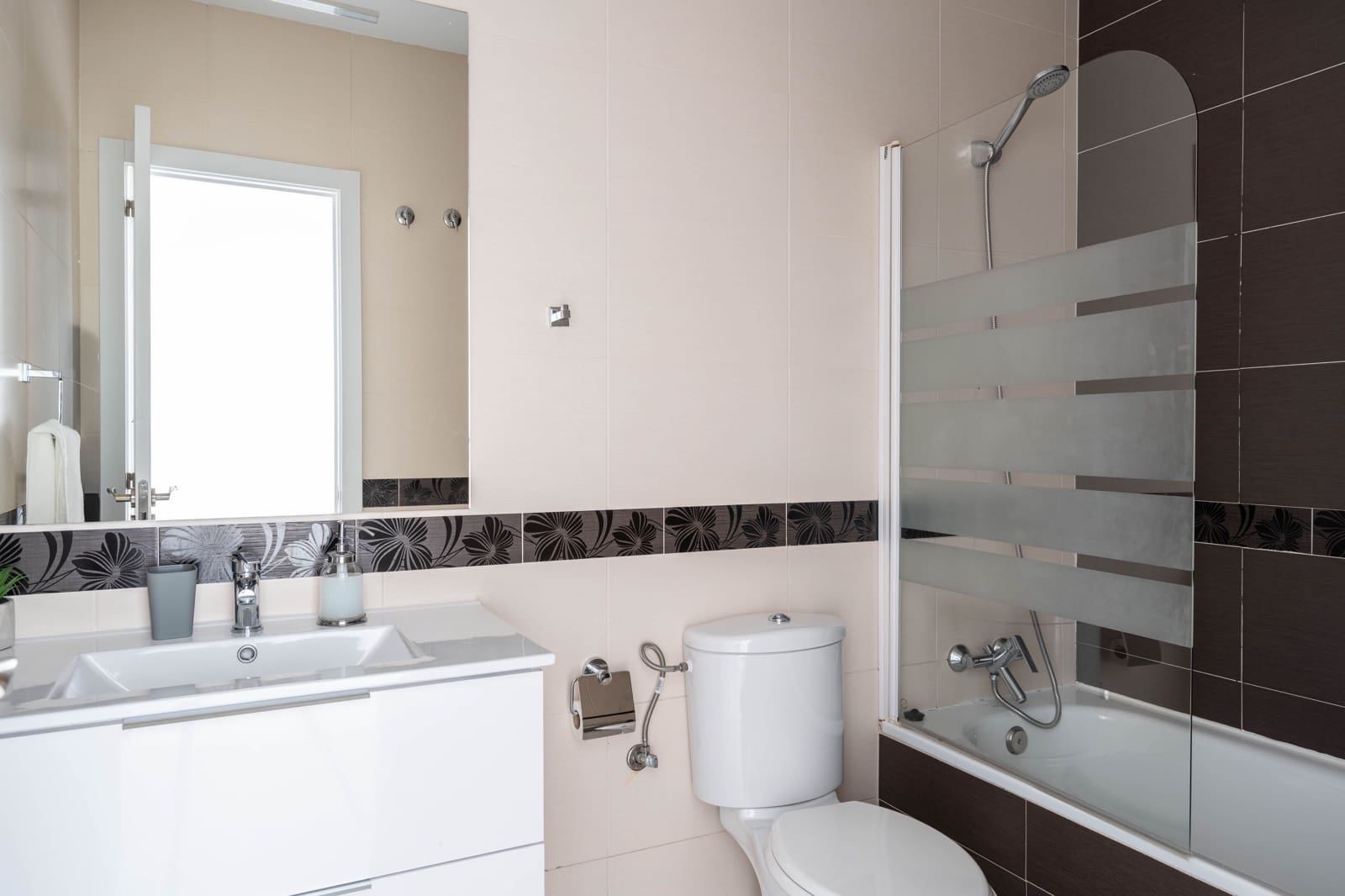 Byhus til salg i Malaga by - € 2.200.000 (Ref: 9186346)