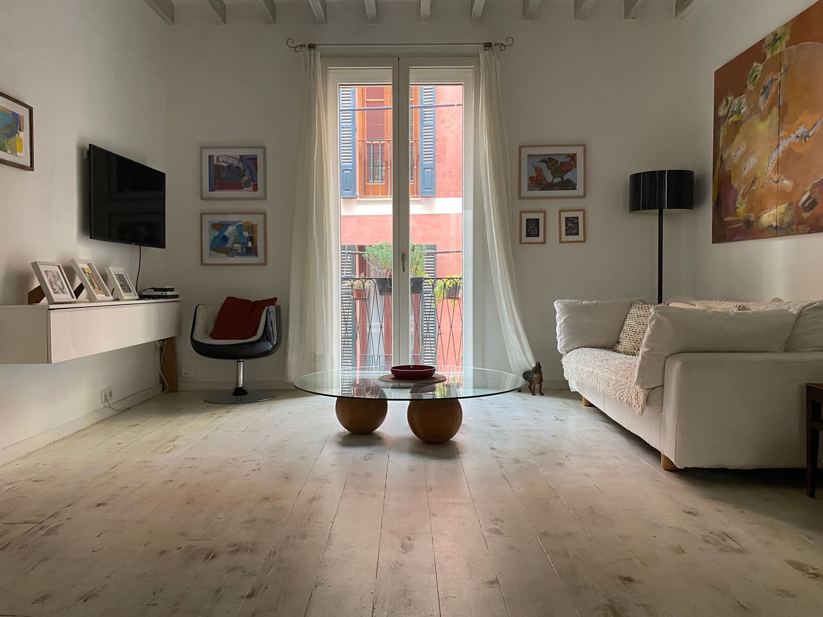 2 bedroom Apartment for rent in Palma de Mallorca - € 2,500 (Ref: 9191606)