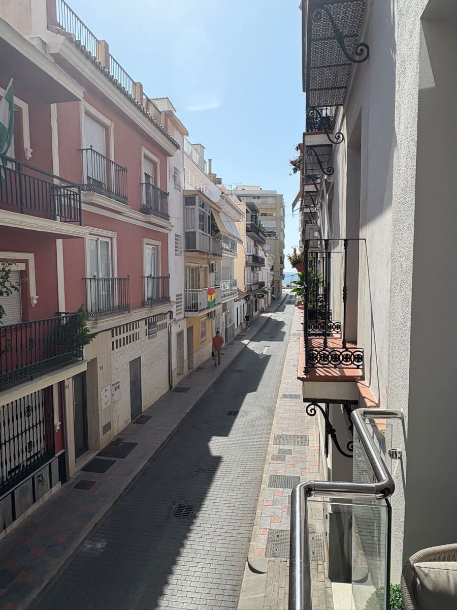 2 bedroom Apartment for rent in Fuengirola - € 1,250 (Ref: 9191607)