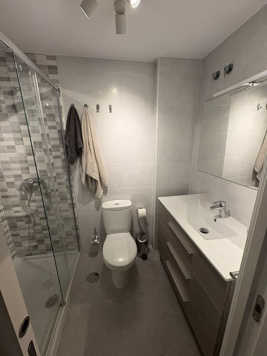 2 bedroom Apartment for rent in Fuengirola - € 1,250 (Ref: 9191607)