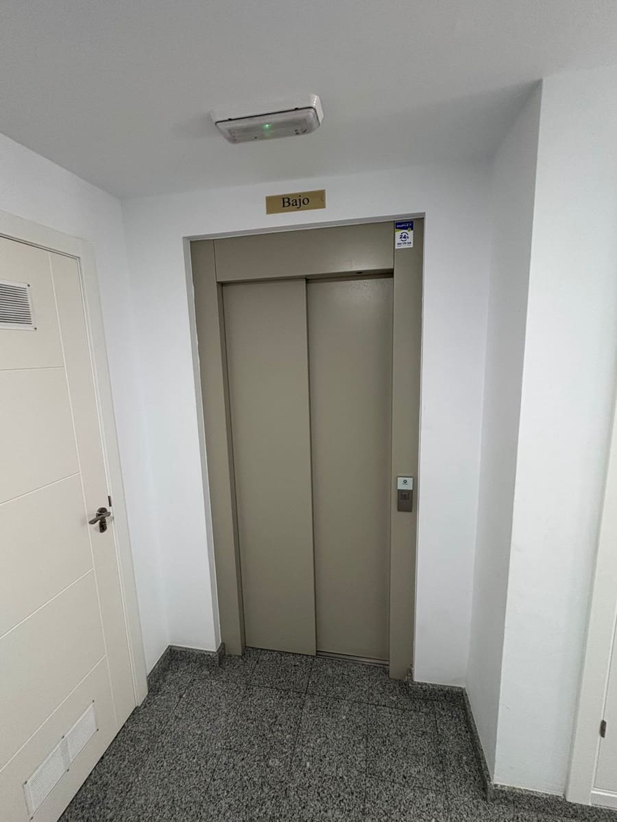 2 bedroom Apartment for rent in Fuengirola - € 1,250 (Ref: 9191607)