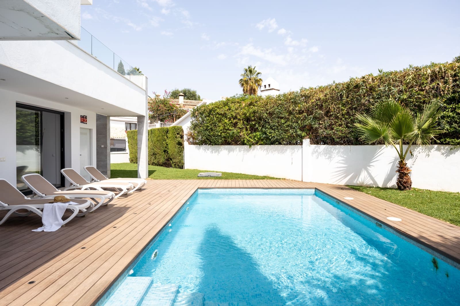 3 soveværelse Villa til salg i Fuengirola med swimmingpool - € 829.000 (Ref: 9193084)