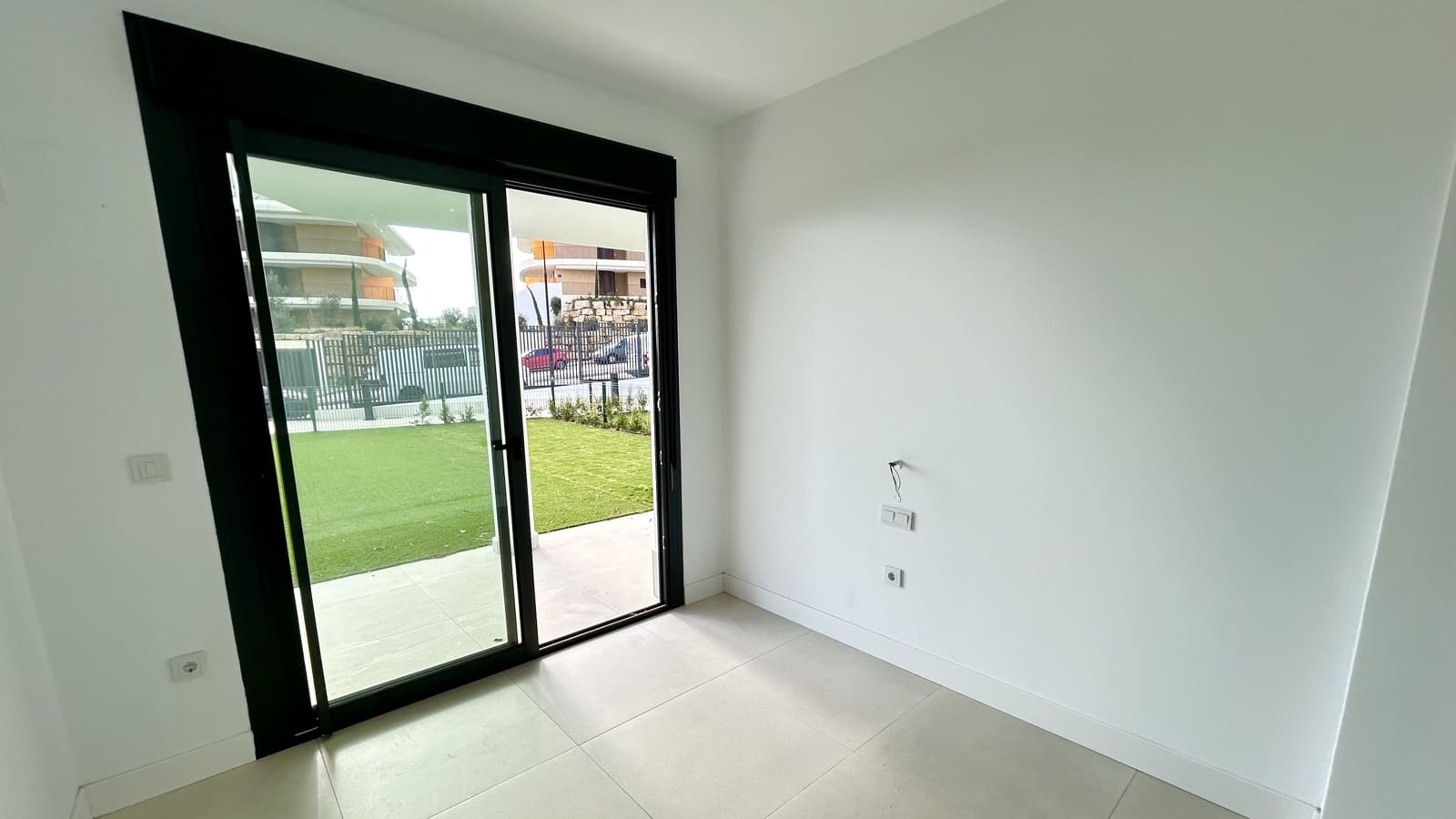 2 soveværelse Lejlighed til leje i Fuengirola med swimmingpool - € 2.500 (Ref: 9193215)