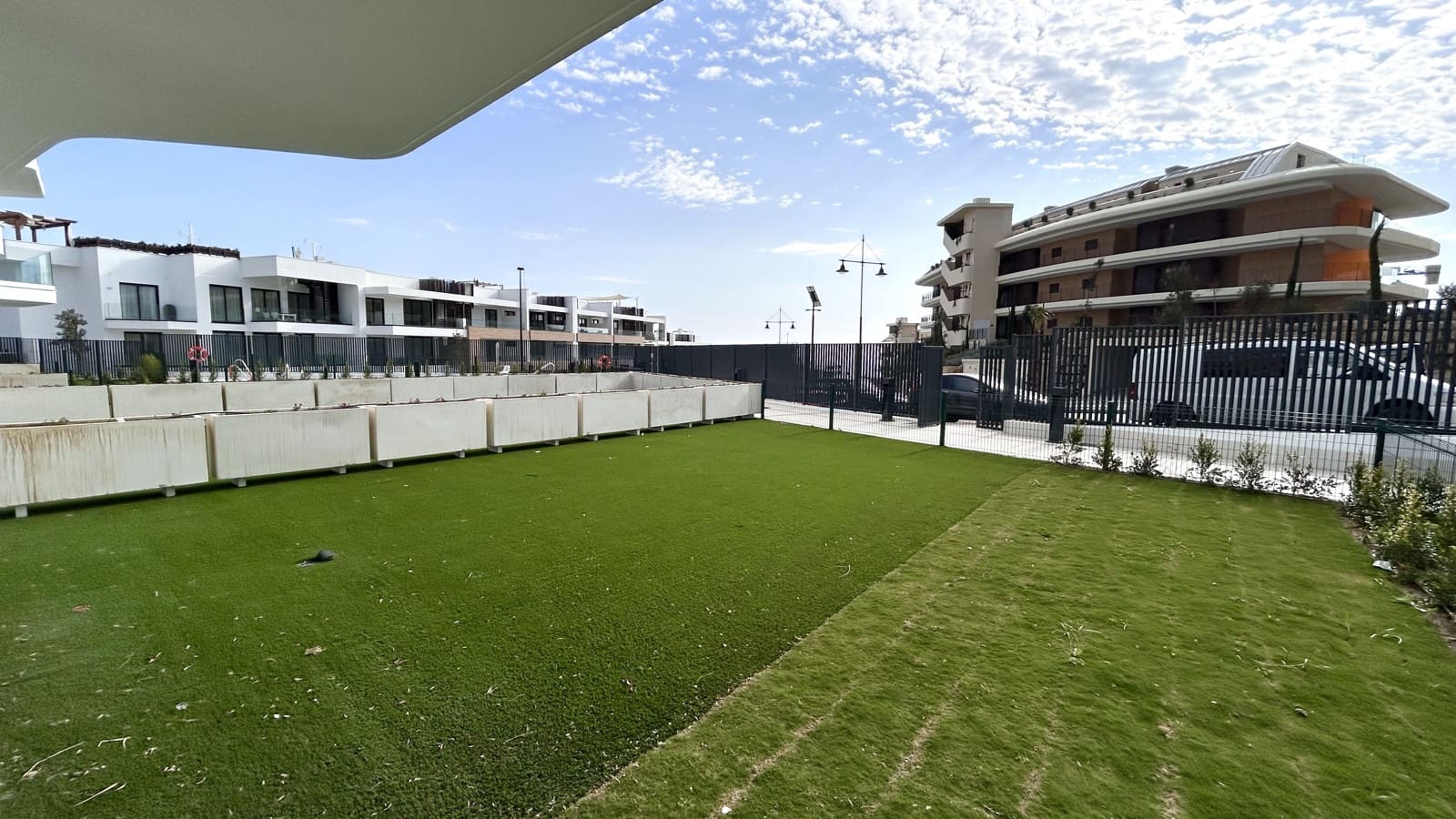 2 soveværelse Lejlighed til leje i Fuengirola med swimmingpool - € 2.500 (Ref: 9193215)