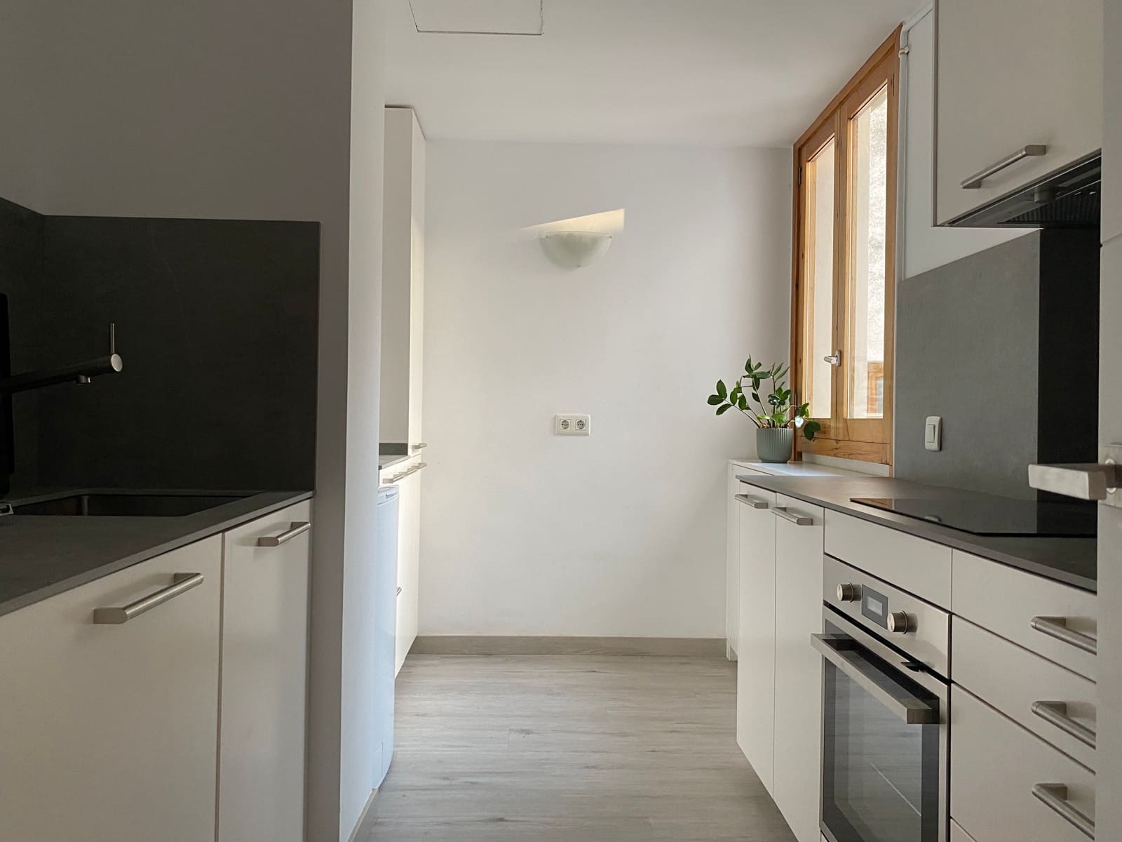 2 soveværelse Lejlighed til leje i Palma de Mallorca - € 1.800 (Ref: 9200824)