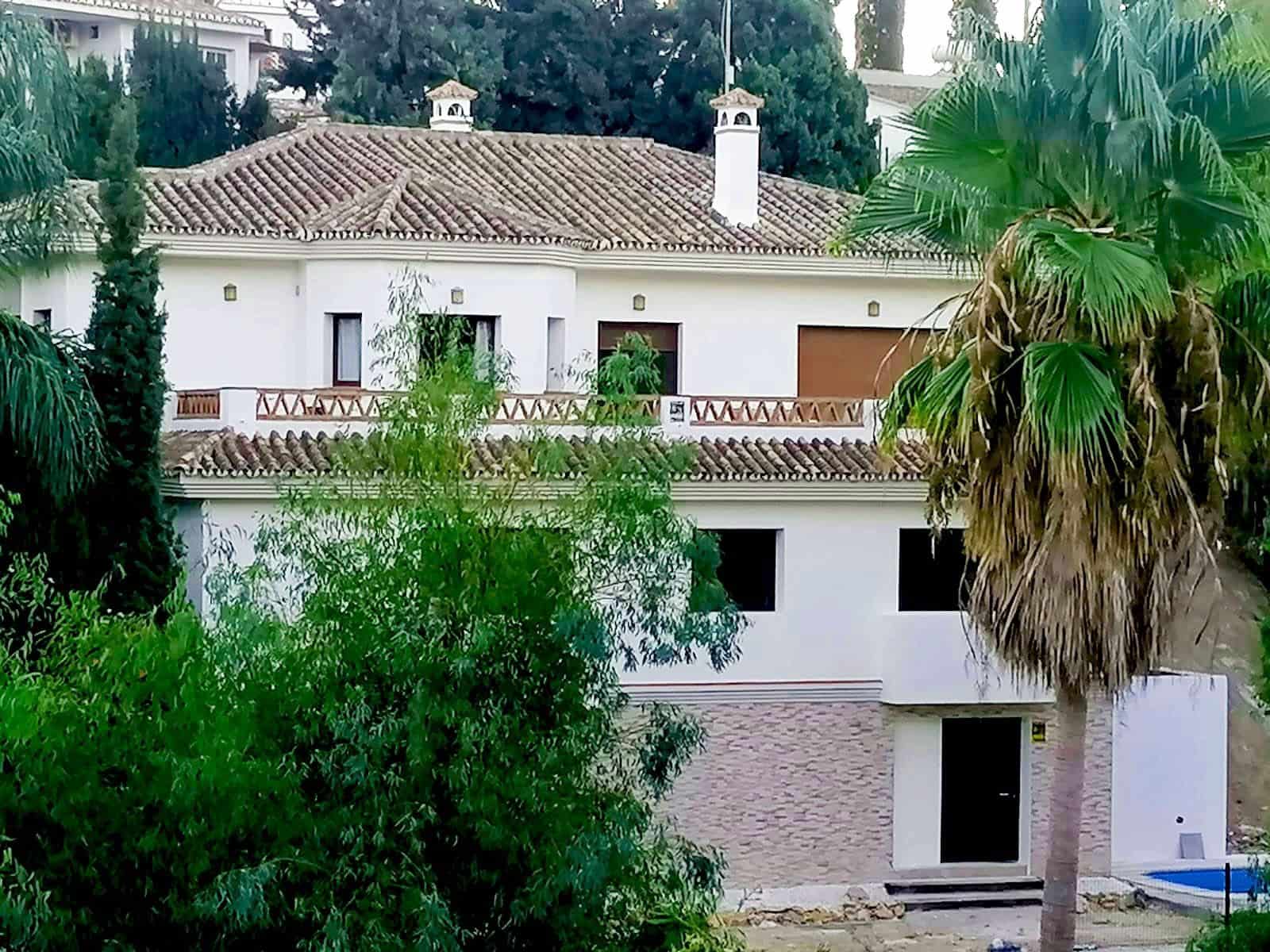 4 sypialnia Dom na sprzedaż w Mijas z basenem - 990 000 € (Ref: 9203078)