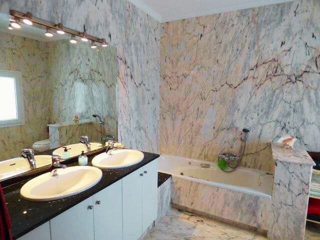 4 bedroom Villa for sale in Mijas Costa with pool - € 1,300,000 (Ref: 9211422)